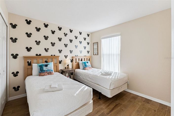 Image No.20-4 Bed Townhouse for sale