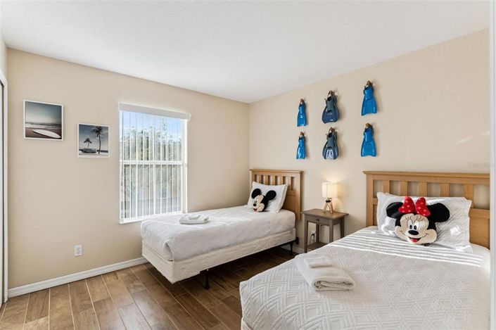 Image No.21-4 Bed Townhouse for sale