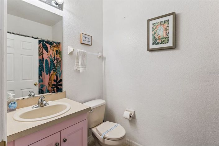 Image No.24-4 Bed Townhouse for sale