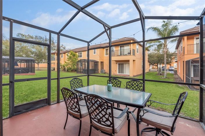 Image No.27-4 Bed Townhouse for sale