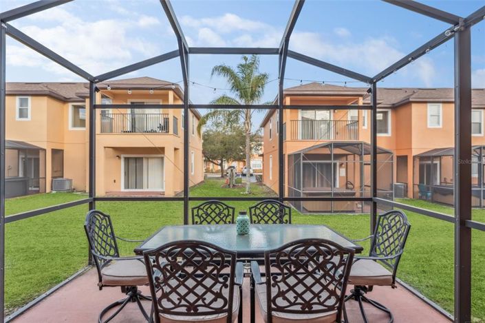 Image No.28-4 Bed Townhouse for sale