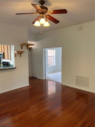 Image No.11-Maison de ville de 3 chambres à vendre à Saint John