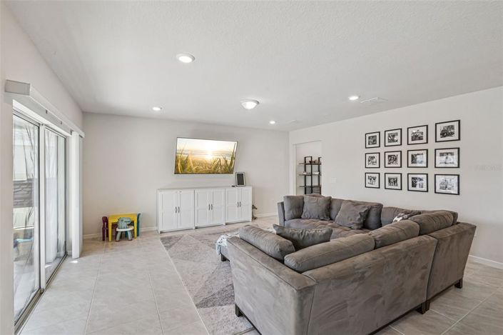 Image No.3-Maison de 5 chambres à vendre à Saint John