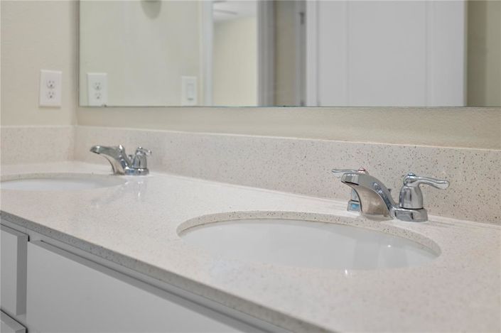 Image No.29-Maison de 4 chambres à vendre à Saint John