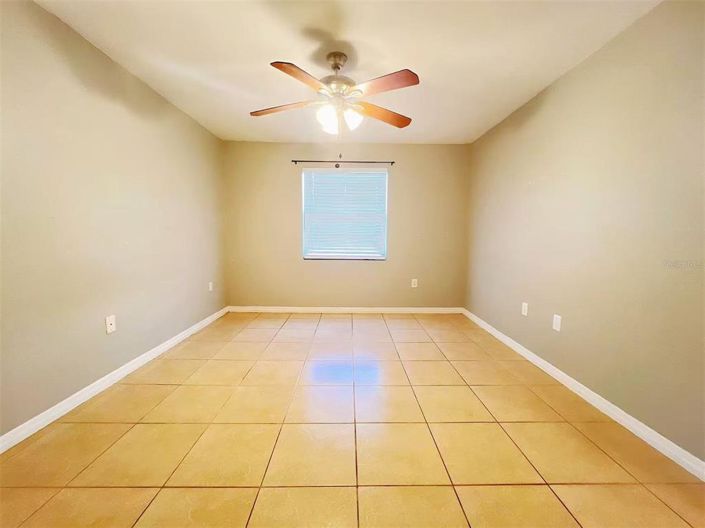 Image No.10-Appartement de 2 chambres à vendre à Saint John