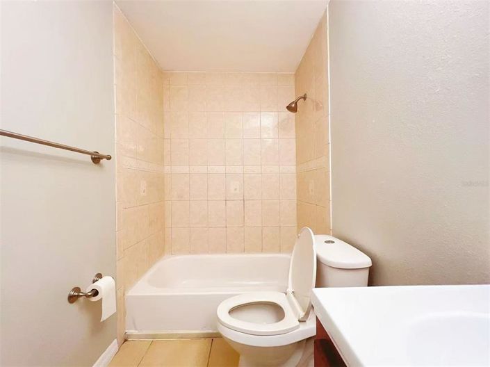 Image No.9-Appartement de 2 chambres à vendre à Saint John