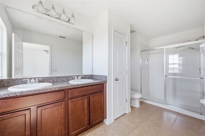 Image No.30-Maison de ville de 4 chambres à vendre à Saint John