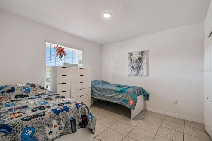 Image No.22-5 Bed House for sale
