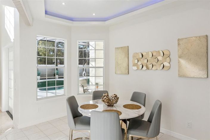 Image No.14-4 Bed House for sale