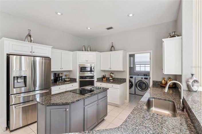 Image No.18-4 Bed House for sale