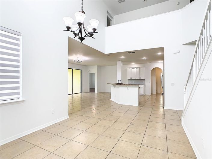 Image No.11-5 Bed House for sale