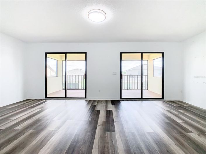 Image No.45-5 Bed House for sale