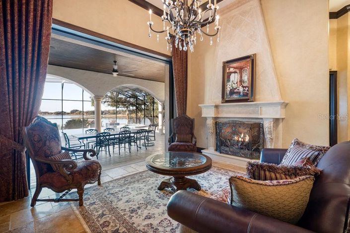 Image No.15-5 Bed House for sale