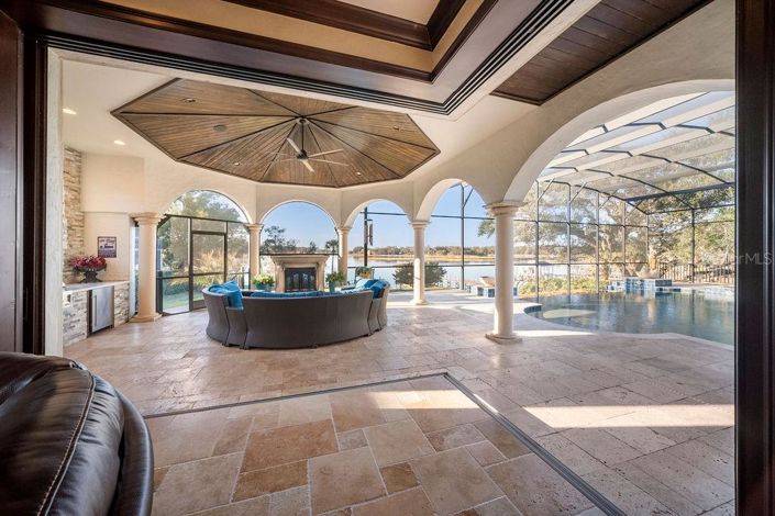 Image No.26-5 Bed House for sale