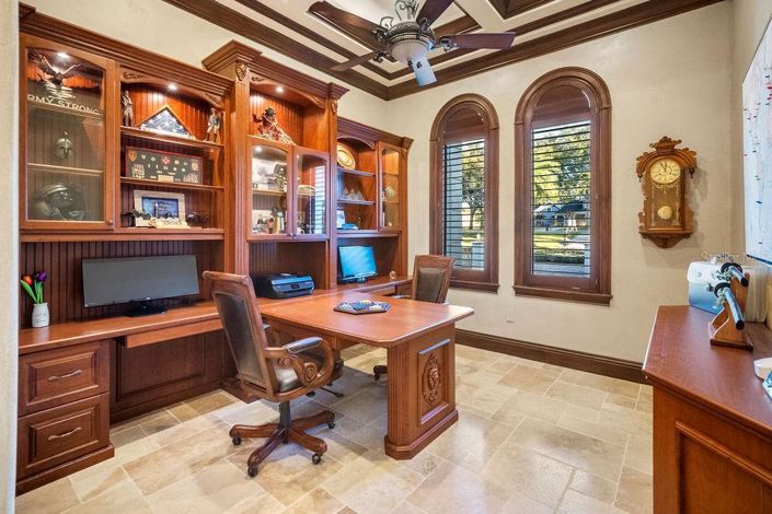 Image No.45-5 Bed House for sale