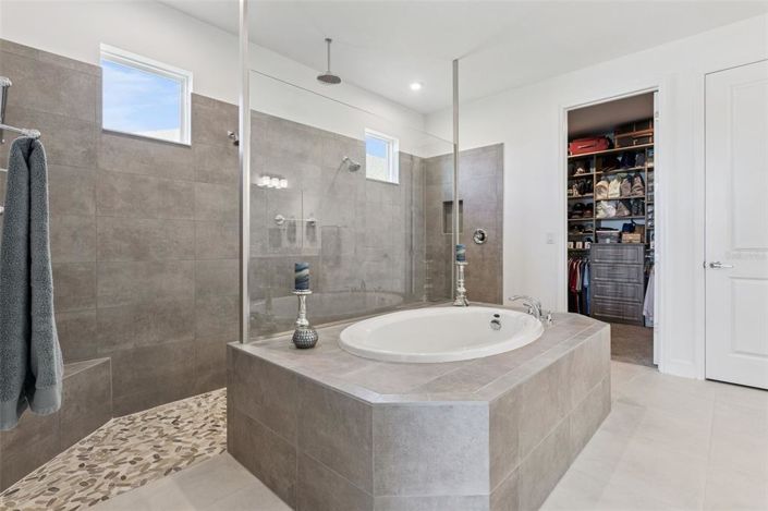 Image No.23-Maison de 4 chambres à vendre à Saint John