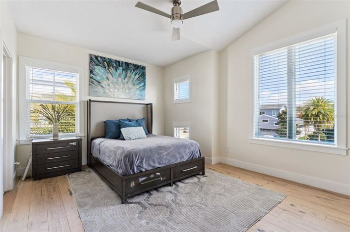 Image No.30-Maison de 4 chambres à vendre à Saint John