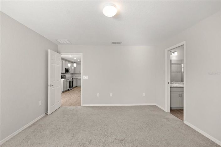 Image No.28-3 Bed House for sale