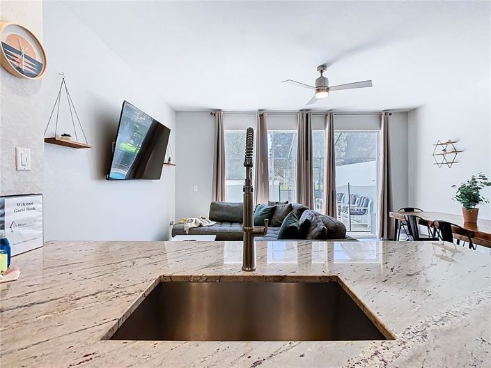 Image No.9-Maison de ville de 3 chambres à vendre à Saint John