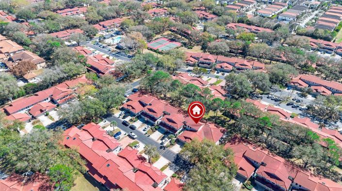 Image No.4-2 Bed Townhouse for sale