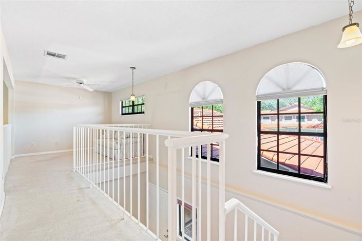 Image No.47-2 Bed Townhouse for sale