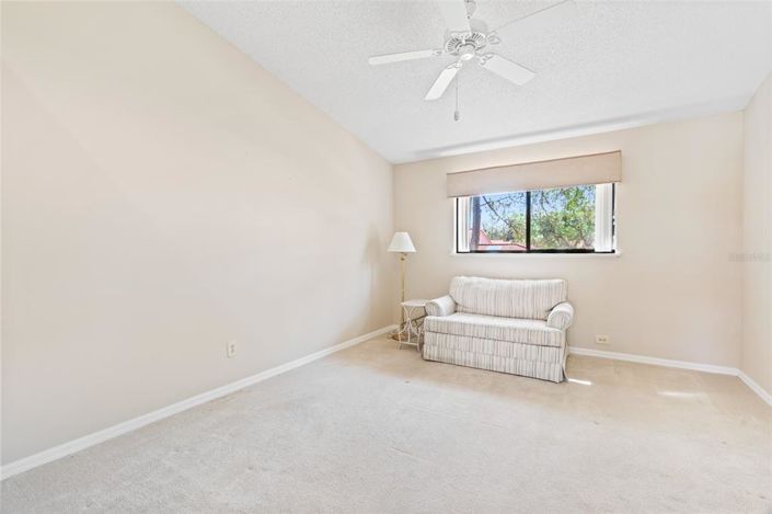 Image No.54-2 Bed Townhouse for sale