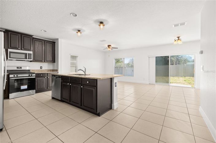 Image No.21-Maison de 4 chambres à vendre à Saint John