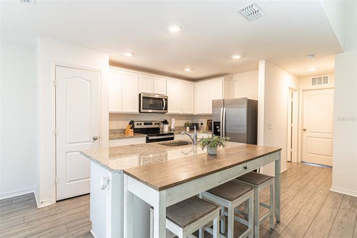 Image No.6-3 Bed House for sale