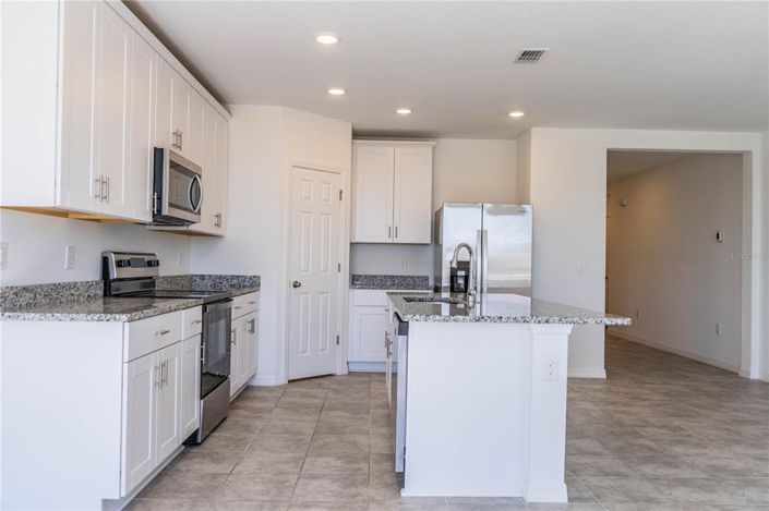 Image No.13-Maison de 4 chambres à vendre à Saint John