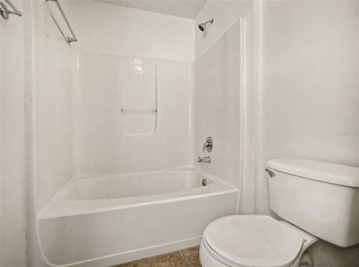 Image No.11-3 Bed House for sale