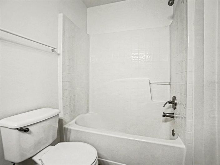 Image No.14-3 Bed House for sale