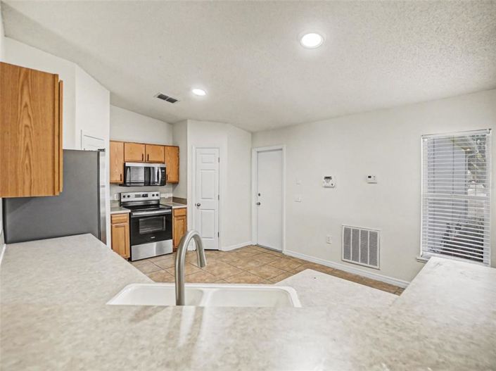 Image No.5-3 Bed House for sale