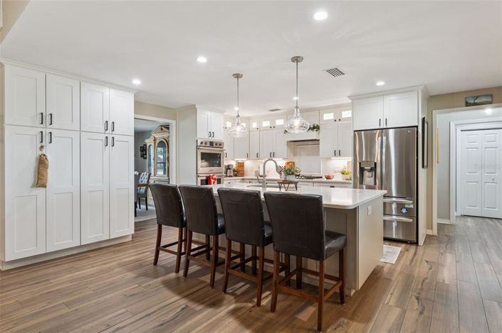 Image No.16-4 Bed House for sale