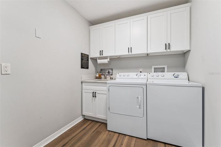 Image No.32-4 Bed House for sale