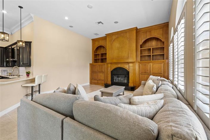 Image No.20-5 Bed House for sale