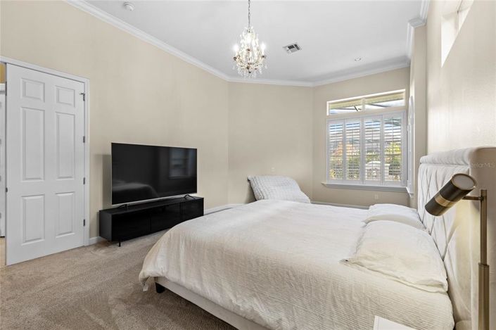 Image No.22-5 Bed House for sale