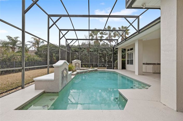 Image No.41-5 Bed House for sale