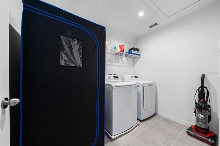 Image No.20-3 Bed Townhouse for sale