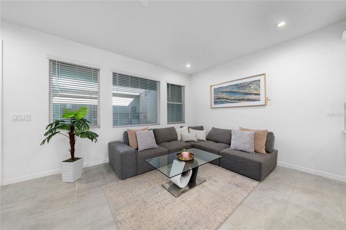 Image No.7-3 Bed Townhouse for sale