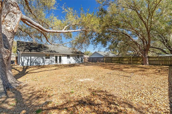 Image No.21-3 Bed House for sale