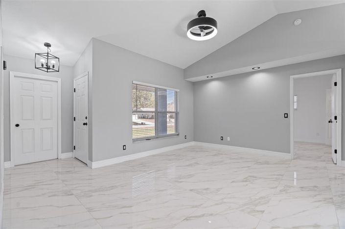 Image No.6-3 Bed House for sale