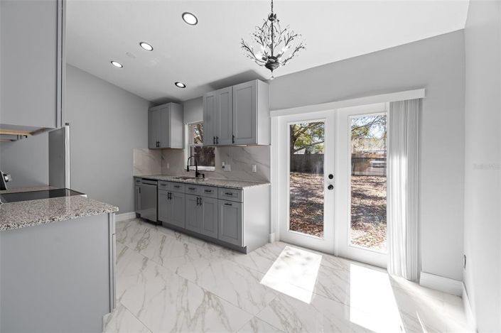 Image No.7-3 Bed House for sale