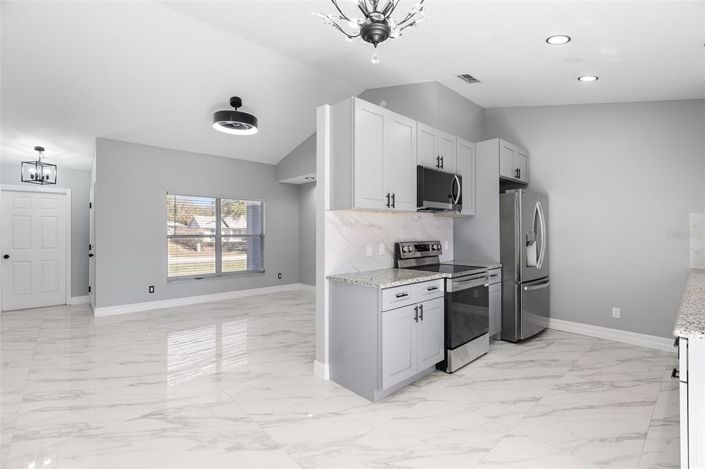 Image No.9-3 Bed House for sale