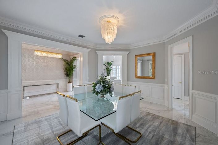 Image No.10-5 Bed House for sale