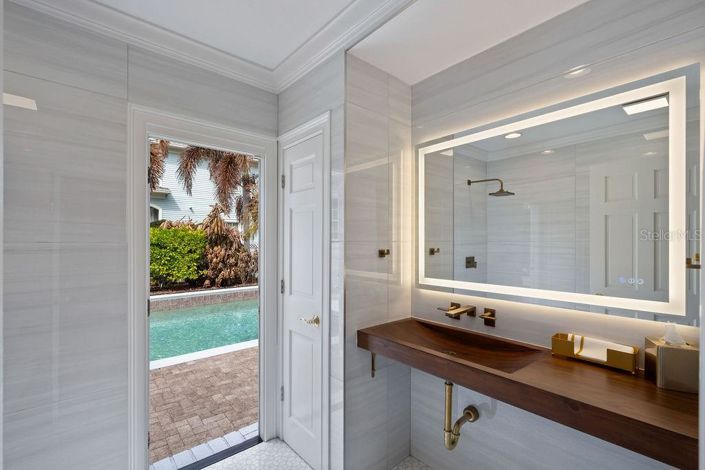 Image No.39-5 Bed House for sale