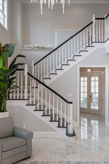 Image No.7-5 Bed House for sale