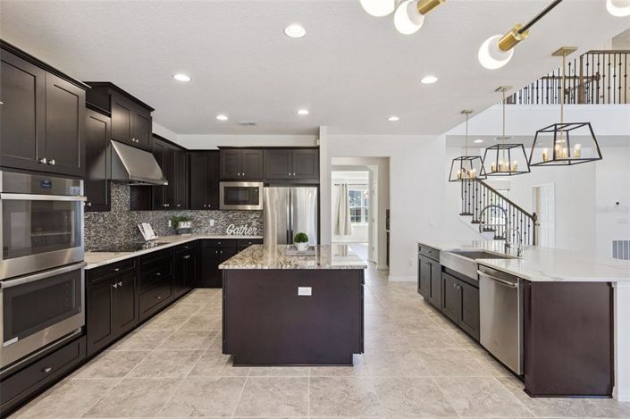 Image No.14-6 Bed House for sale