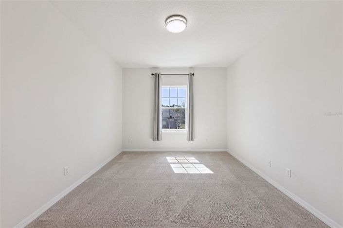 Image No.40-6 Bed House for sale