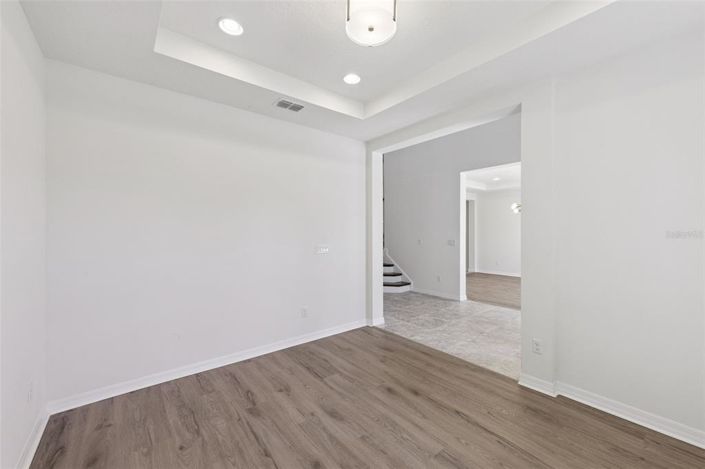 Image No.6-6 Bed House for sale