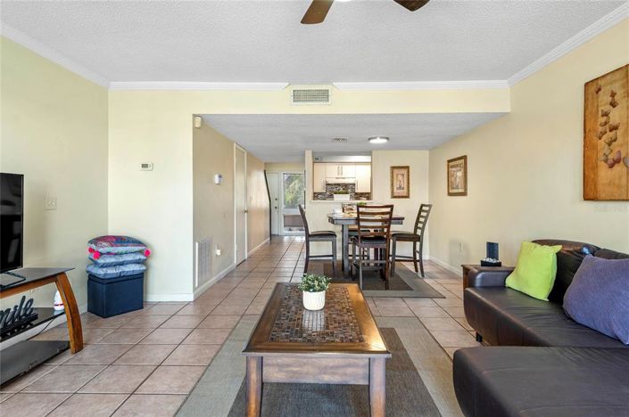 Image No.6-Maison de ville de 2 chambres à vendre à Saint John